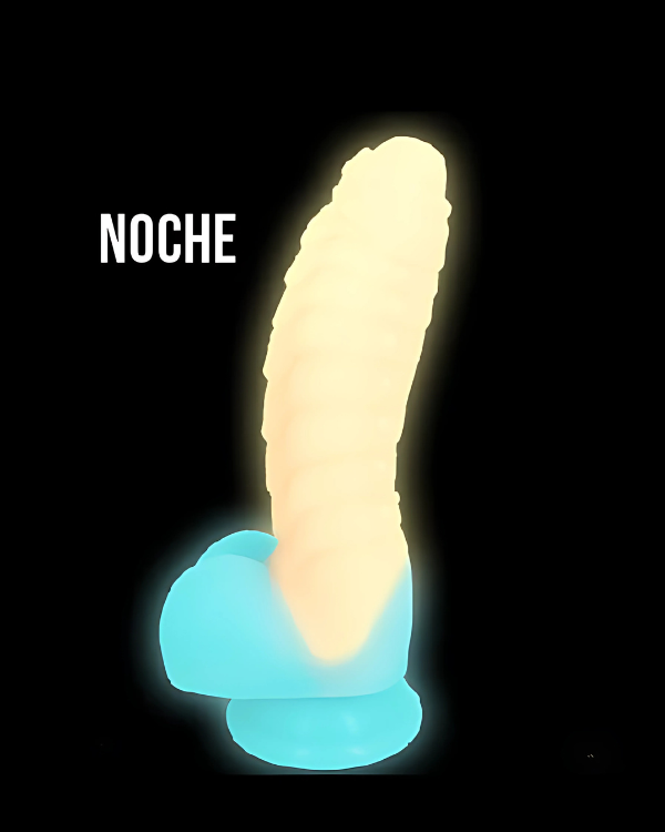 Dildo Texturizado Luminoso 17,5 x 4,5 CM
