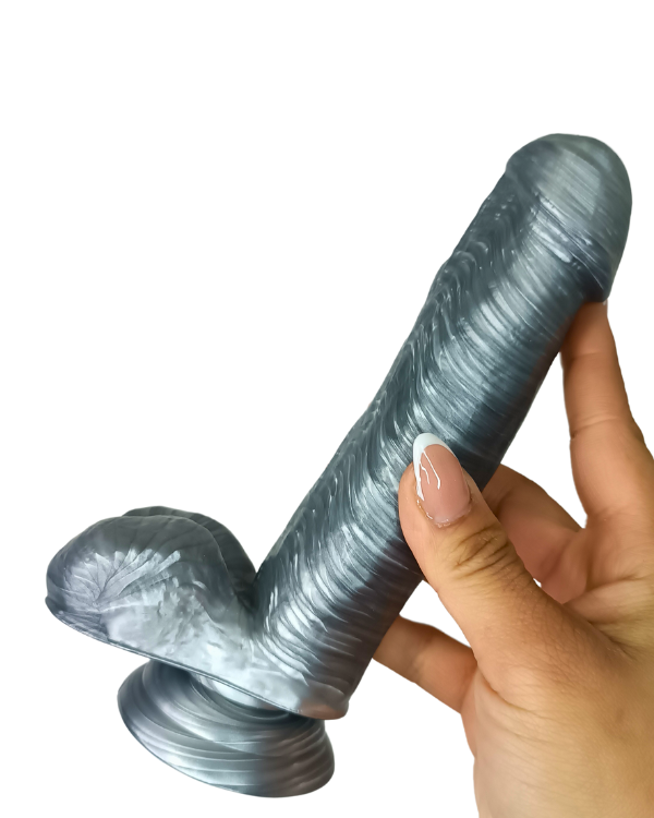 Dildo Exótic Plata Con Ventosa | Heywood 18cm